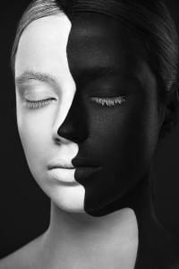2-visages-1-seule-femme